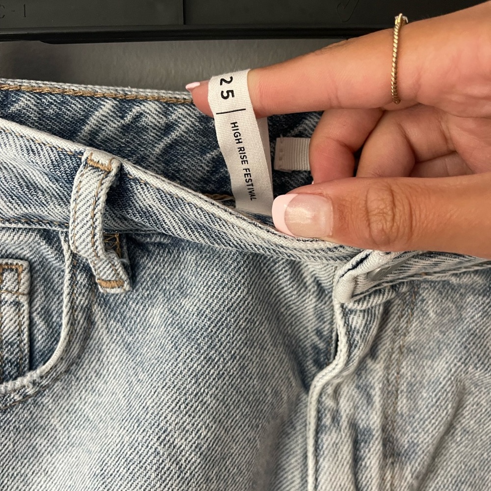 PacSun High Rise Shorts - Picture 6 of 6